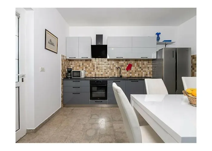 St Nikola Ruzici (Sveta Nedelja)